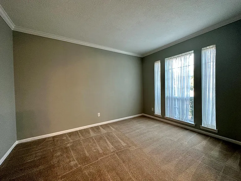 9222 Memorial Grove Dr — Photo 17