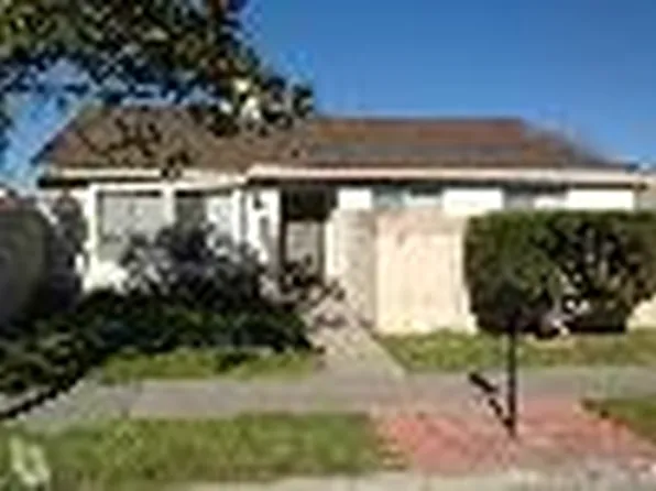 3305 W Hemlock St, Oxnard, CA 93035