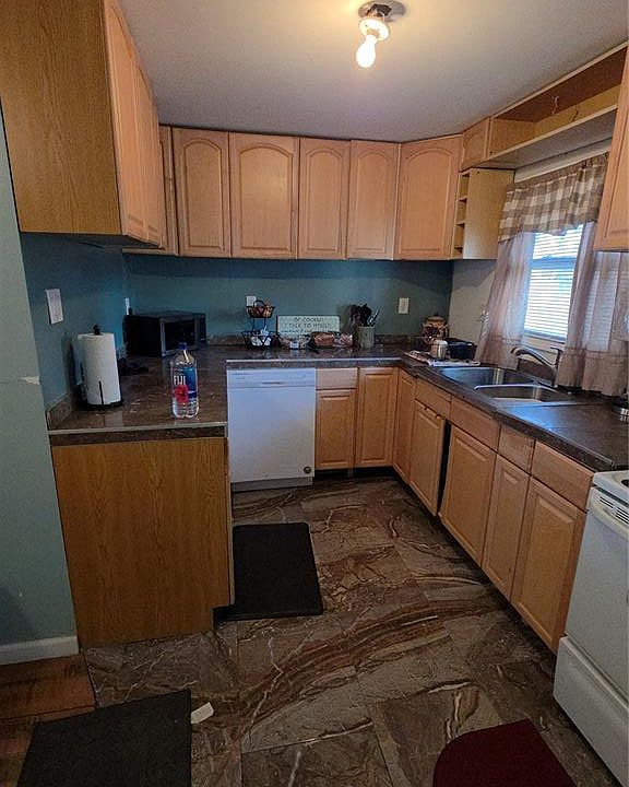 1st image of 13091 E Lakeridge Dr