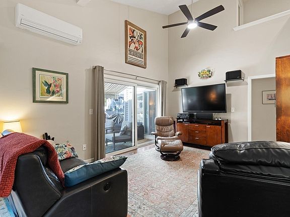2nd image of 93 Edgemere Blvd #93