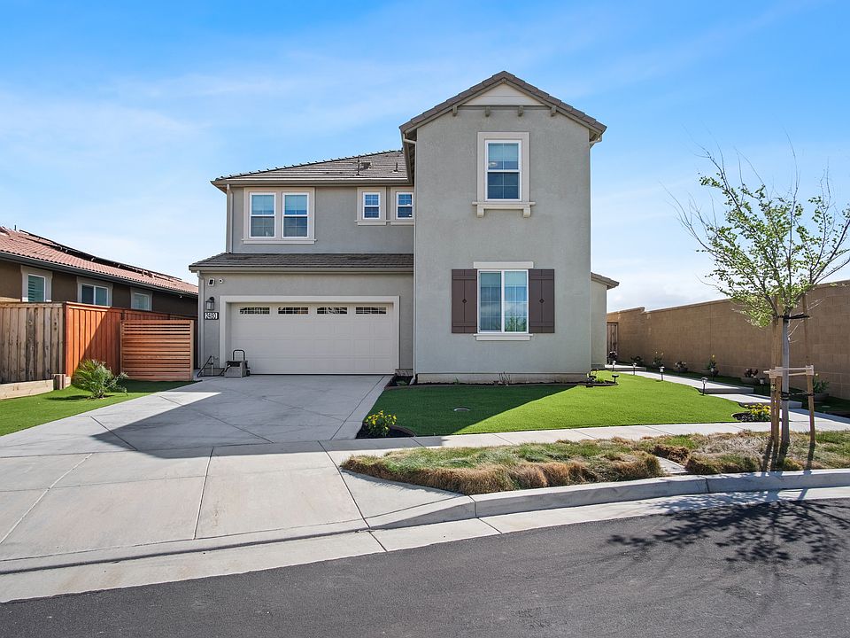 1st image of 2480 Iverstone St