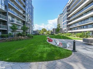 53 Arthur St S #912, Guelph, ON