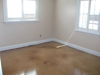 5th image of 348 Shores Blvd