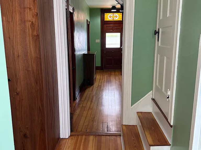 514 S Cameron St — Photo 15