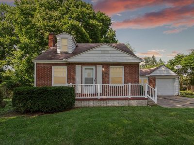 4054 Woodstock Rd, Waterford, MI, 48328