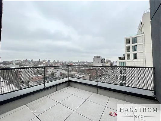Rented by Hagstrom Management Inc | media 159