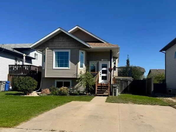 13029 W 90th St, Grande Prairie, AB T8X 0A9