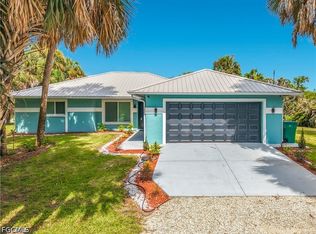 1140 29th St SW, Naples, FL 34117