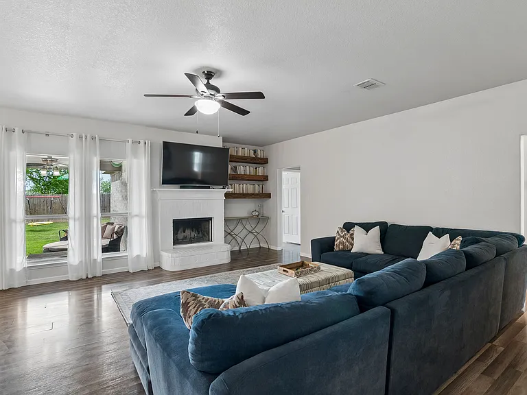 2170 Jolie Ct — Photo 9
