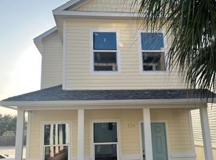 124 Lavaca Cir, Rockport, TX 78382