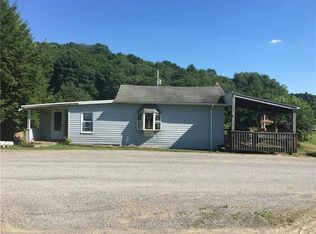 60 Wulfert Rd, Rochester Mills, PA 15771