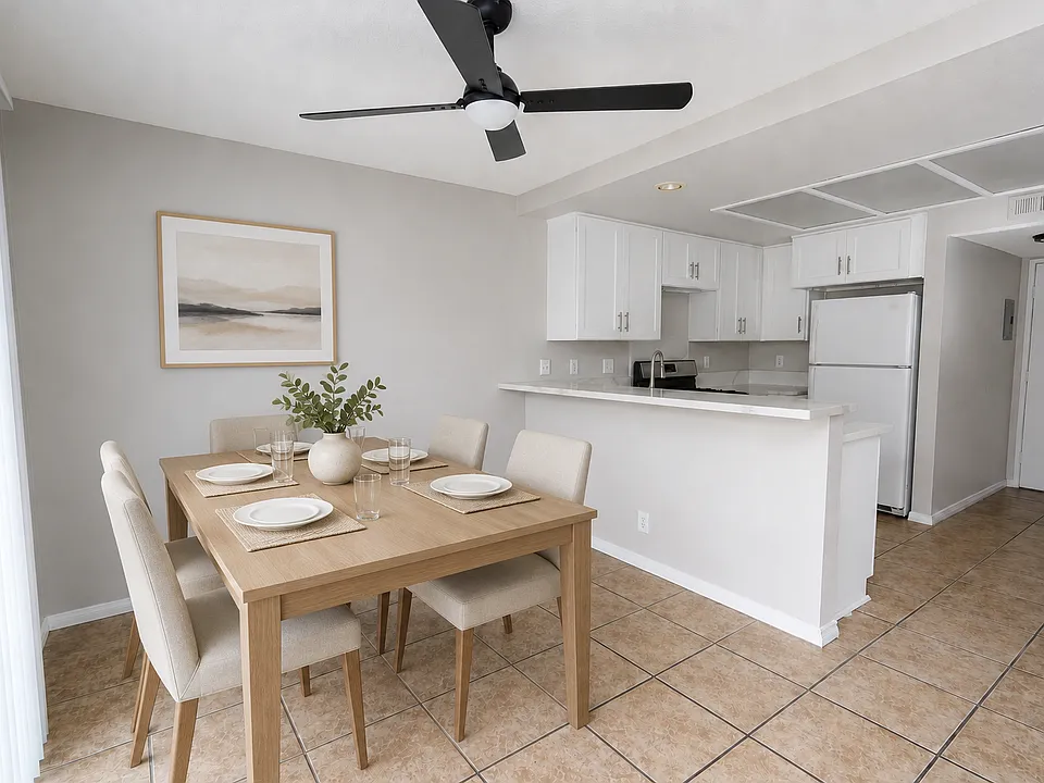1112 S Cypress Ave #51