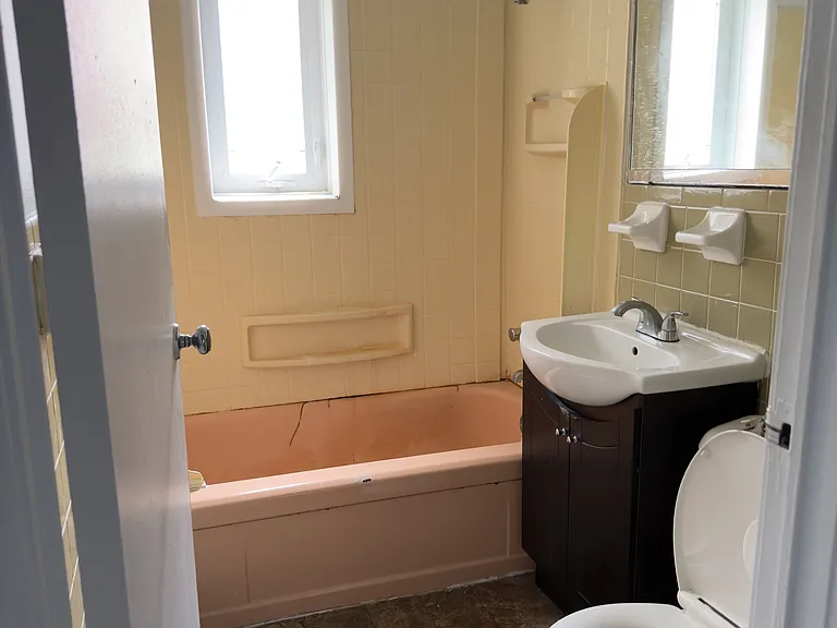 644 Stinchcomb Dr — Photo 13