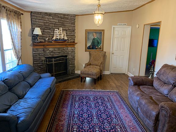 Living room with fireplace