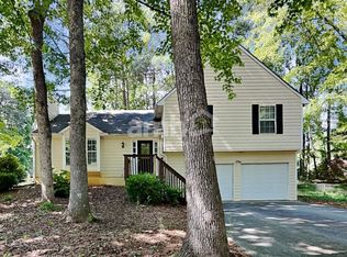 4845 Chasestone Ct, Powder Springs, GA 30127
