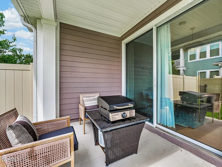 9807 Element Rd — Photo 32