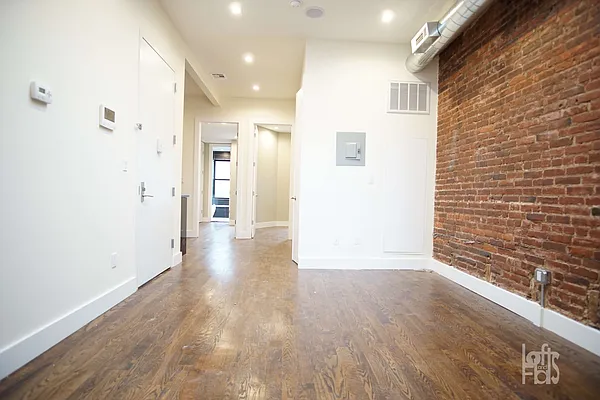 Rented by Lofts and Flats LLC | media 21