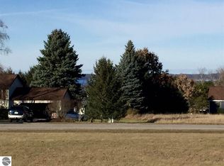 3864 Kennedy Pl, Williamsburg, MI 49690