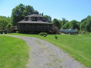 69 Hungry Lane Rd, Central Square, NY 13036