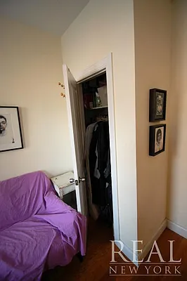 Rented by REAL New York | media 21