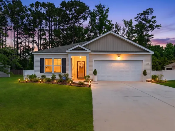 200 Seasons Trace Loop, Longs, SC 29568