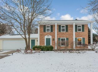 6230 Archer Ave NE, Rockford, MI 49341
