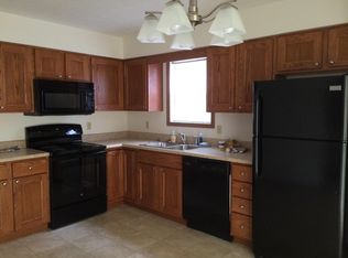 2136 E Black Ave, Springfield, IL 62702