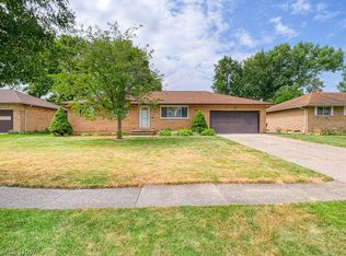 13943 Sheldon Rd, Middleburg Heights, OH 44130