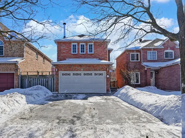 11 Iles St, Ajax, ON L1T 3V4