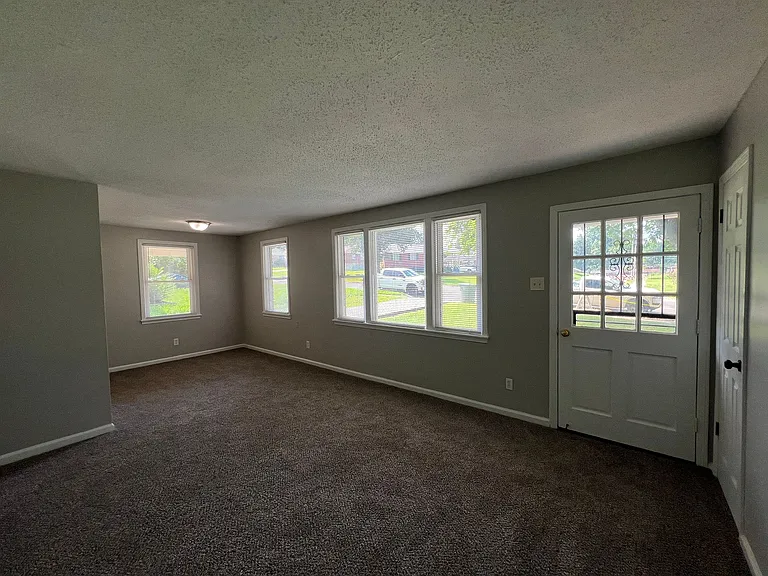 566 Jenson Rd — Photo 7