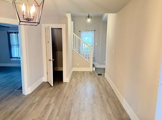 103 N Walnut St, Le Roy, IL 61752