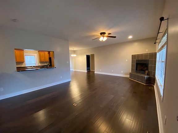 4th image of 3646 Mountain Vista Rd