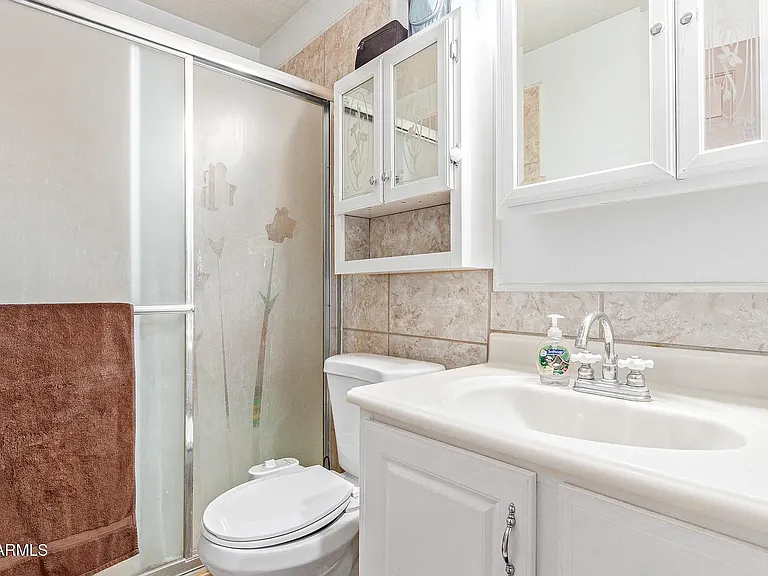 3314 W Port Au Prince Ln — Photo 10