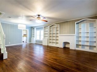 5318 Vanderbilt Ave, Dallas, TX 75206