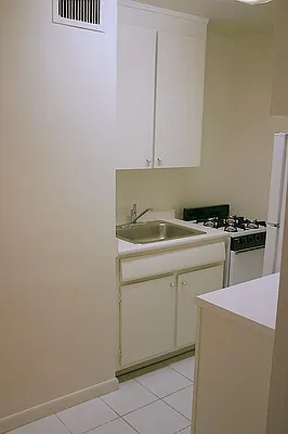 Rented by Carlyle Property Management | media 14