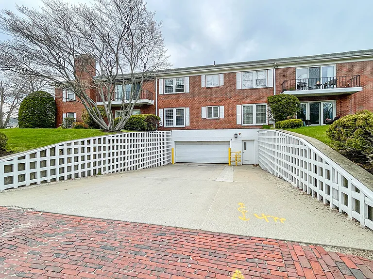 173 Pine St #2P — Photo 43