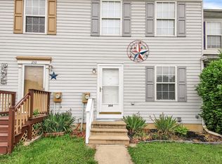 254 Douglas St, Elkton, MD 21921