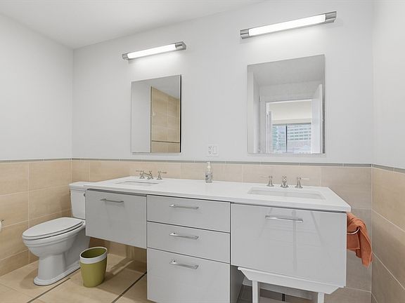3rd image of 45 Province St APT 1105