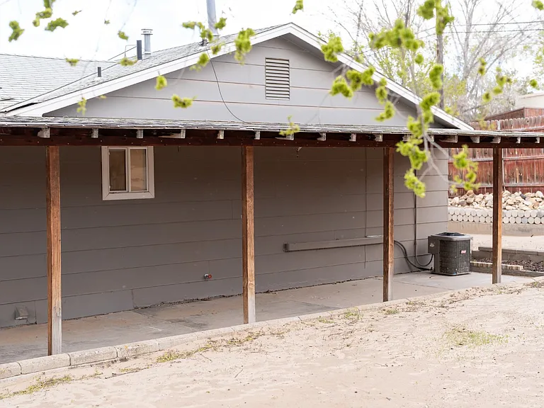 200 E Navajo St — Photo 11
