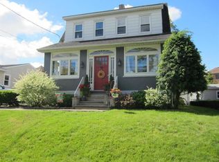 326 Ardsley St, Staten Island, NY 10306