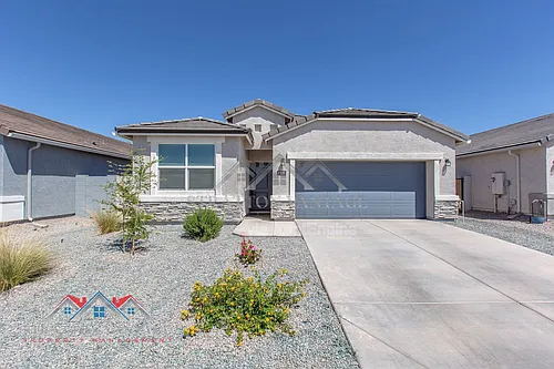 1330 W Hess Ave Photo 1
