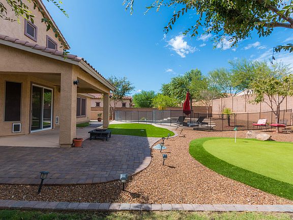 2nd image of 1740 W Aloe Vera Dr
