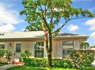 498 Holyoke Ln, West Palm Beach, FL 33404