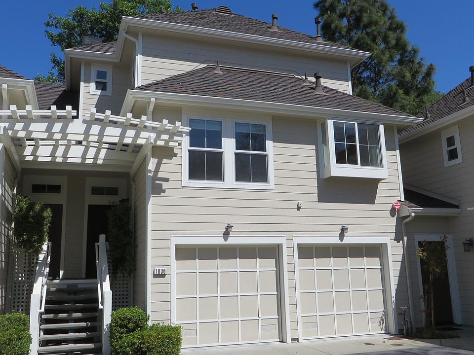 Bayfront Court Townhouse