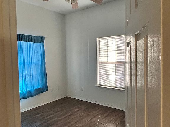 3rd image of 3596 Yucca Ave