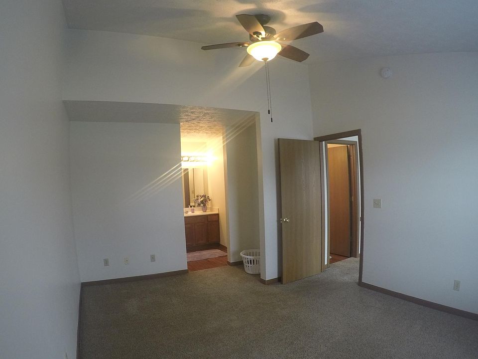 1 BR bedroom
