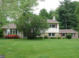 704 Beverly Rd, Maple Glen, PA 19002