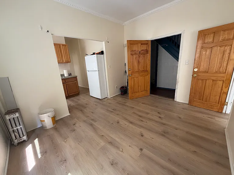1343 Boynton Ave #1F — Photo 6