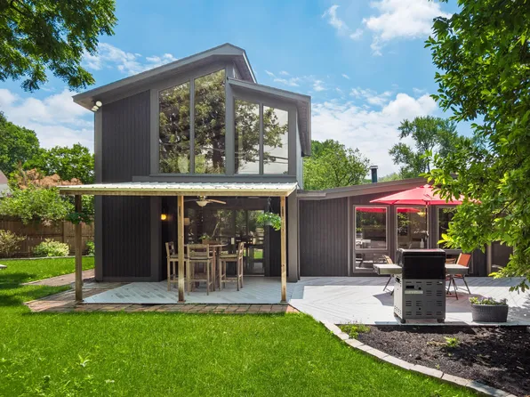 2492 Edgevale Rd, Columbus, OH 43221