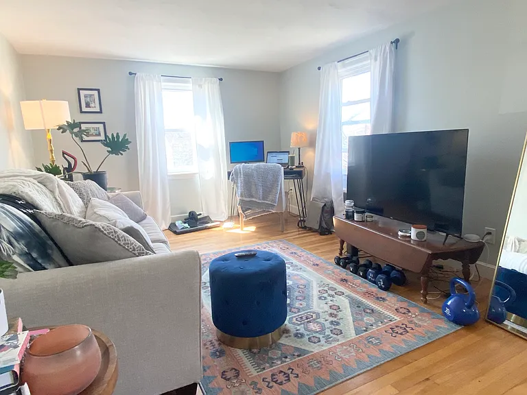 605 Main St #2 — Photo 6